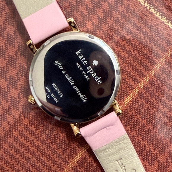 Kate Spade “See you Later “ alligator 🥰! - Picture 3 of 5